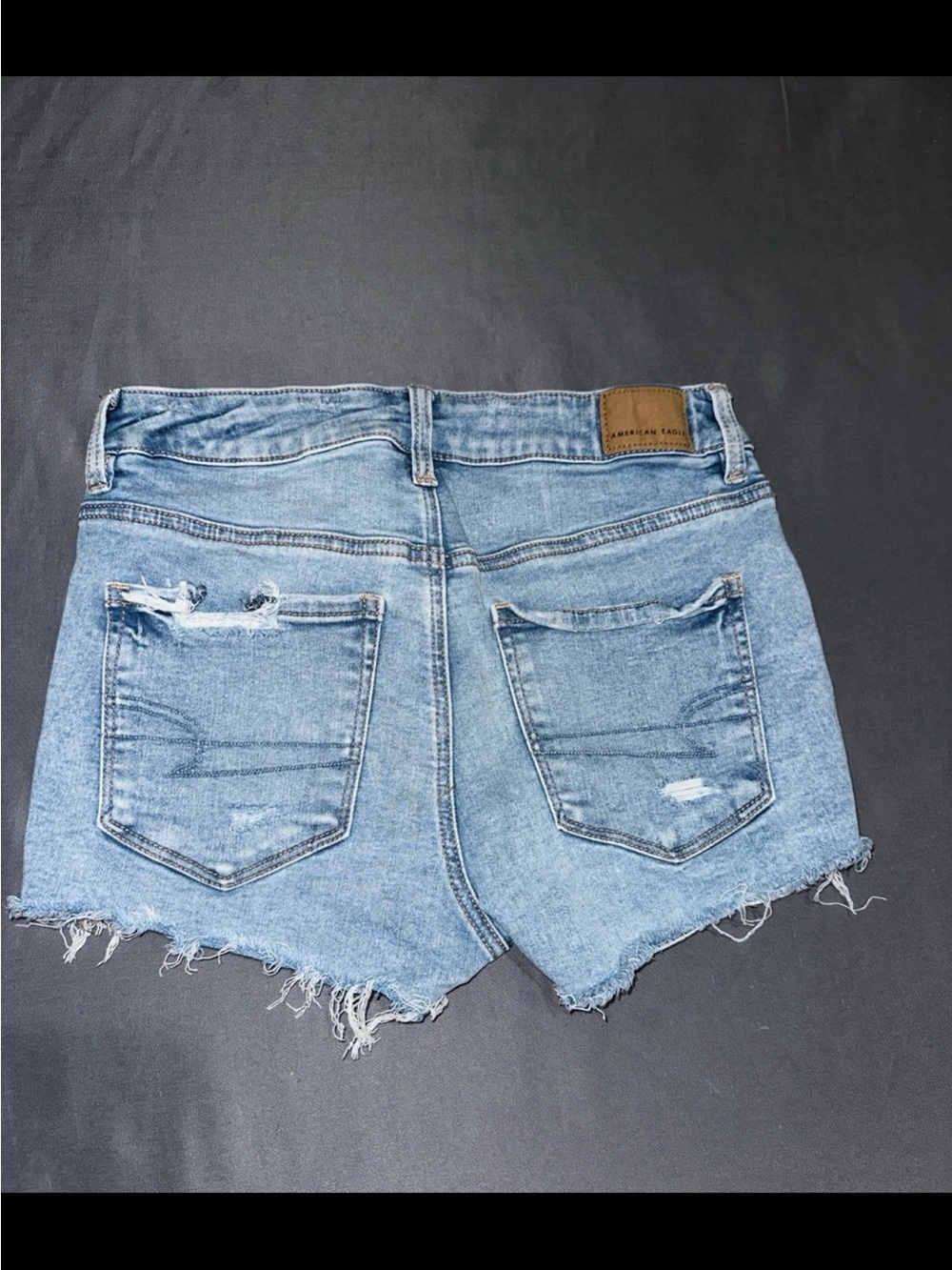 American Eagle Women's Light Blue Jean Shorts Size 4 Distressed / Ripped - Picture 3 of 5